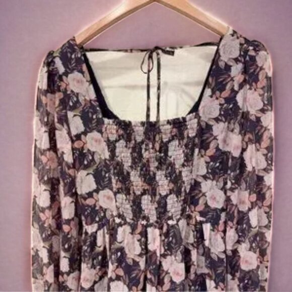 NWT ASTR Alayna Twisted Knot Mini Dress in Black Floral - Picture 6 of 10